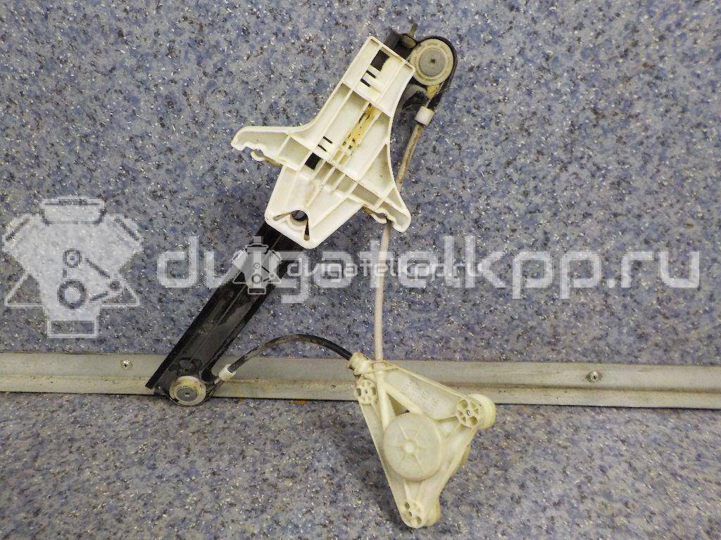 Фото Стеклоподъемник механ. задний левый  6Q4839461D для Volkswagen Polo / Golf {forloop.counter}}