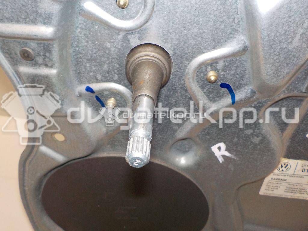 Фото Стеклоподъемник механ. задний правый  6Q4839462D для Volkswagen Polo / Golf {forloop.counter}}