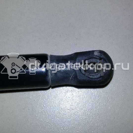 Фото Амортизатор двери багажника  6R6827550A для Volkswagen Polo / Jetta