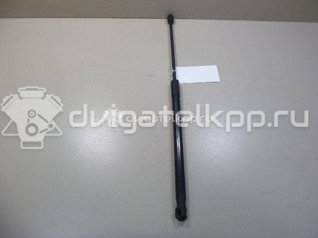 Фото Амортизатор двери багажника  6R6827550A для Volkswagen Polo / Jetta {forloop.counter}}