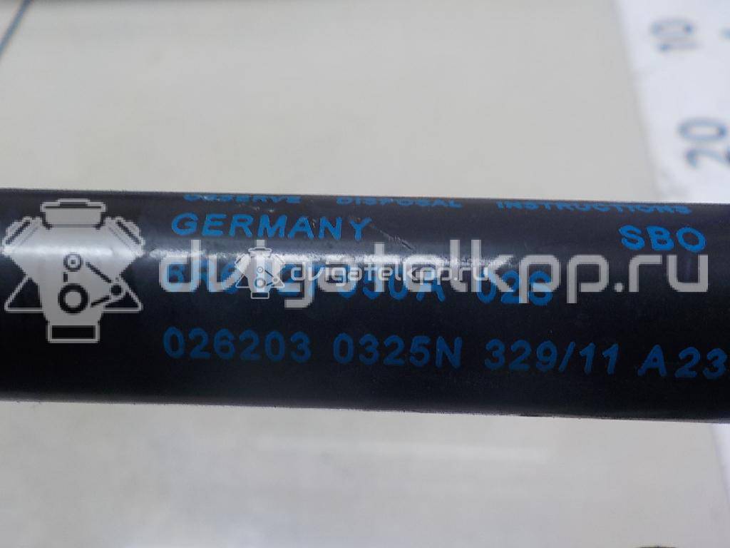 Фото Амортизатор двери багажника  6R6827550A для Volkswagen Polo / Jetta {forloop.counter}}