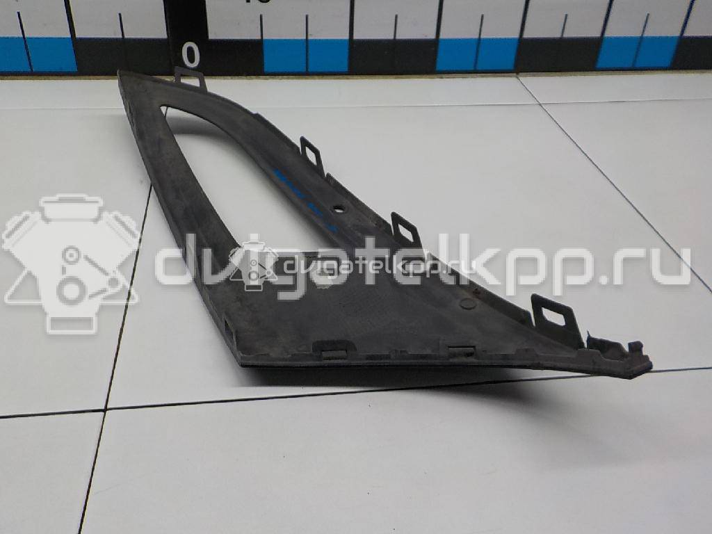 Фото Решетка в бампер правая  6R0853666D9B9 для Volkswagen Polo {forloop.counter}}