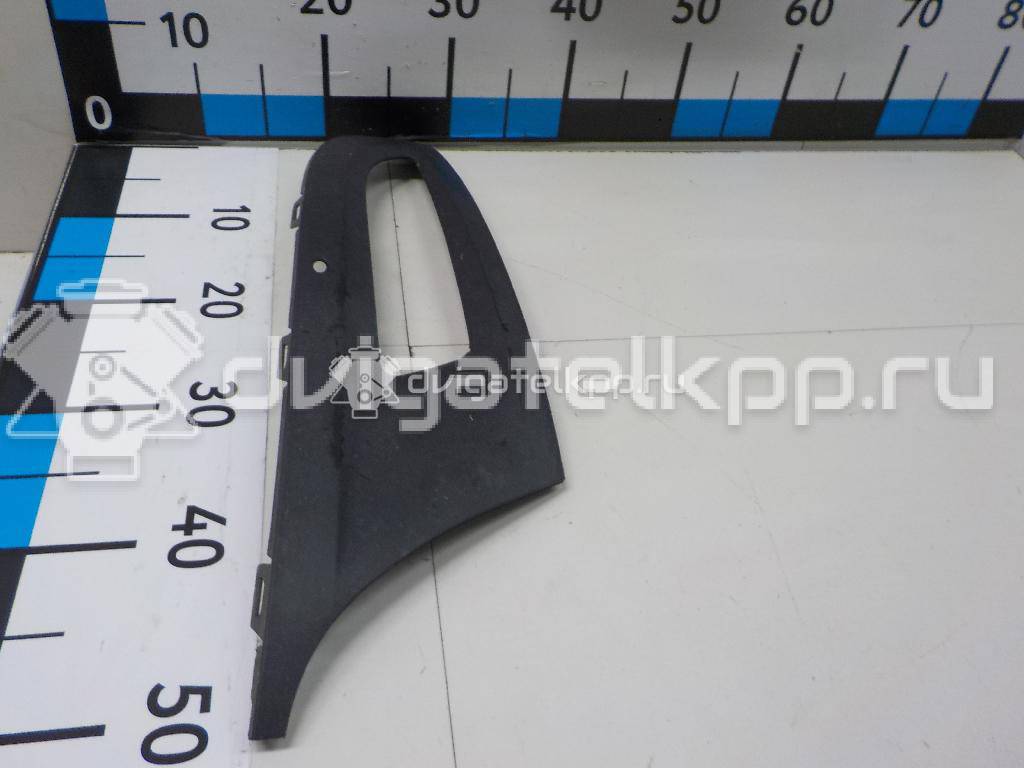 Фото Решетка в бампер правая  6R0853666D9B9 для Volkswagen Polo {forloop.counter}}