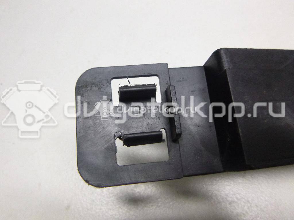 Фото Направляющая заднего бампера  6Q6807863 для Volkswagen Polo / Golf {forloop.counter}}