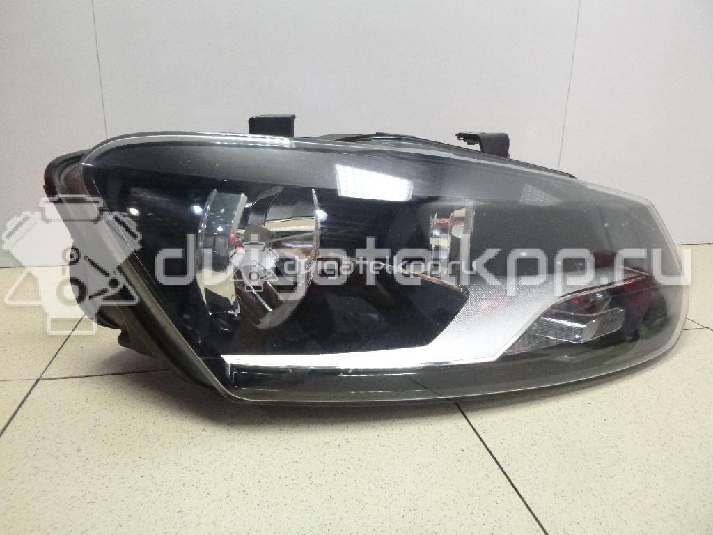 Фото Фара правая  6R2941008E для Volkswagen Polo {forloop.counter}}