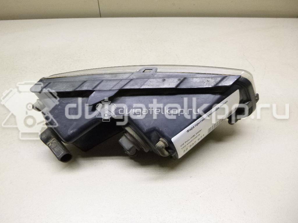 Фото Фара противотуманная левая  6R0941061B для Volkswagen Polo / Jetta {forloop.counter}}