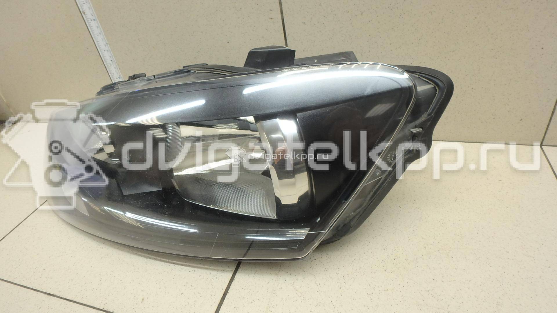 Фото Фара левая  6RU941015 для Volkswagen Polo / Jetta {forloop.counter}}