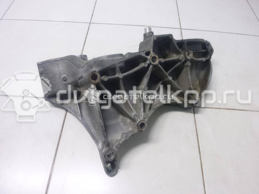 Фото Кронштейн генератора для двигателя F4R для Mahindra / Renault 117 л.с 16V 2.0 л бензин 8201033565 {forloop.counter}}