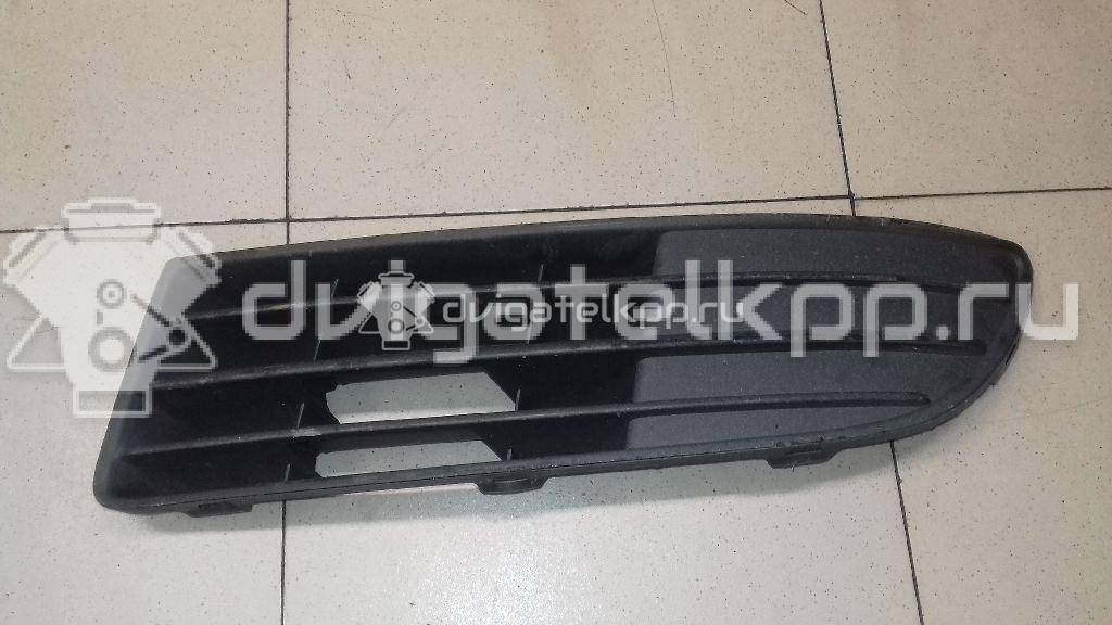 Фото Решетка в бампер левая  6Q0853665D9B9 для Volkswagen Polo {forloop.counter}}