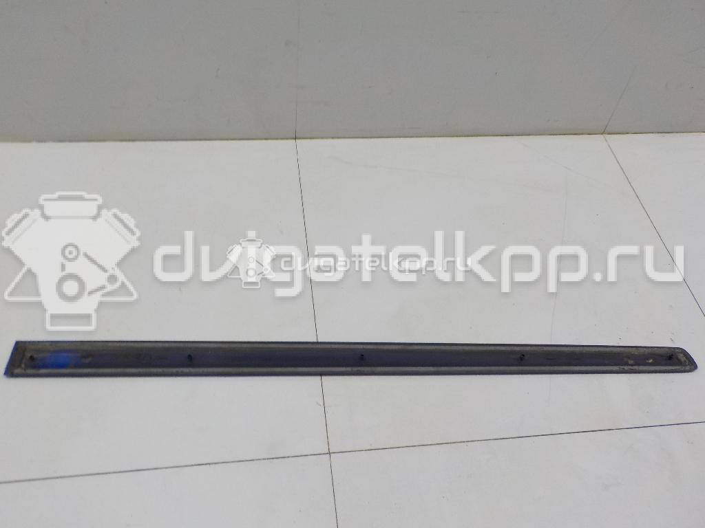 Фото Молдинг передней правой двери  6Q4853516AGRU для Volkswagen Polo {forloop.counter}}