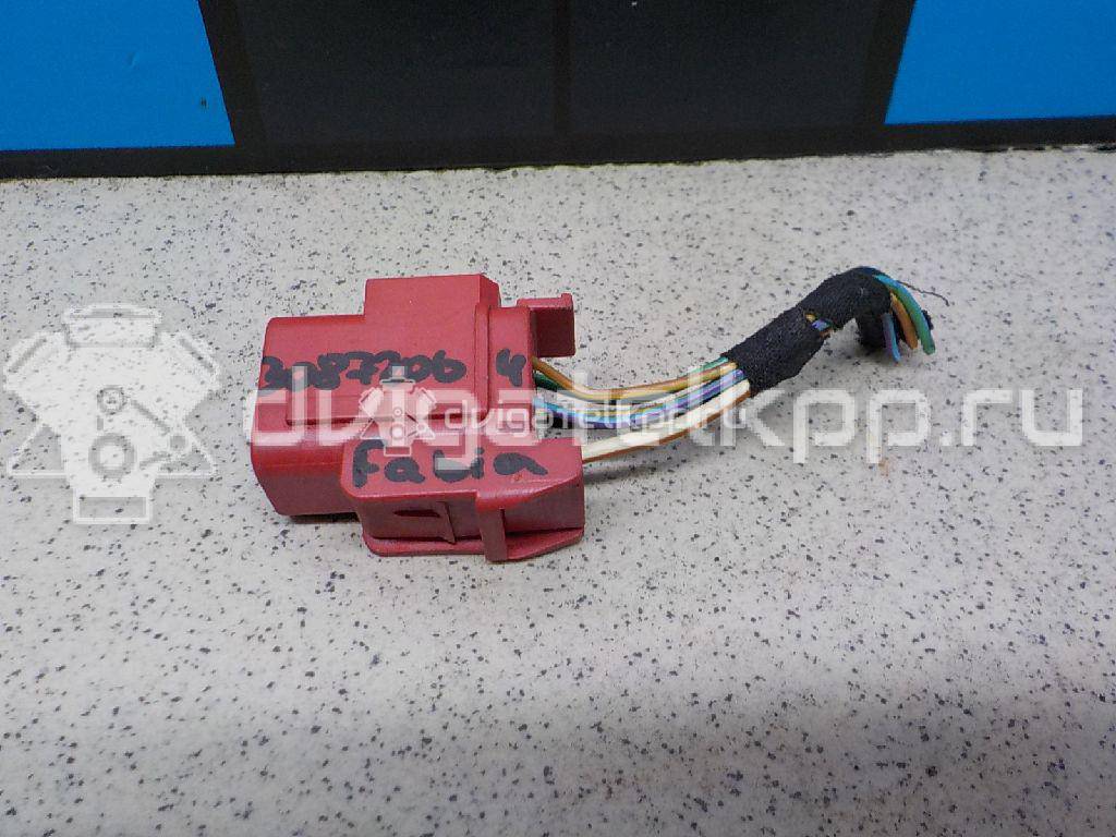 Фото Разъем  6Q0937721A для vw Polo {forloop.counter}}