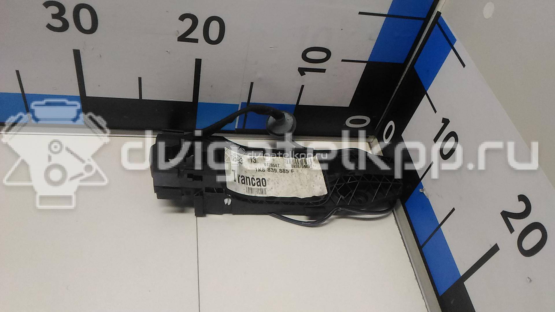 Фото Кронштейн ручки  1K8839885F для vw Scirocco {forloop.counter}}