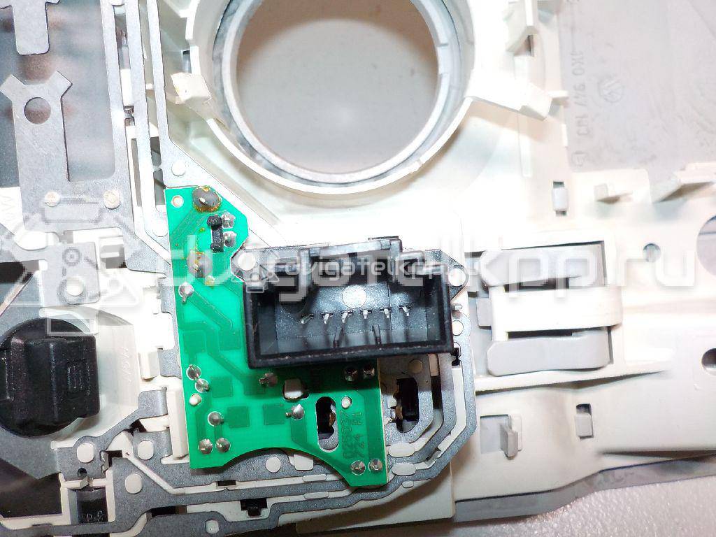 Фото Плафон салонный  1K0947106KWRC для vw Scirocco {forloop.counter}}