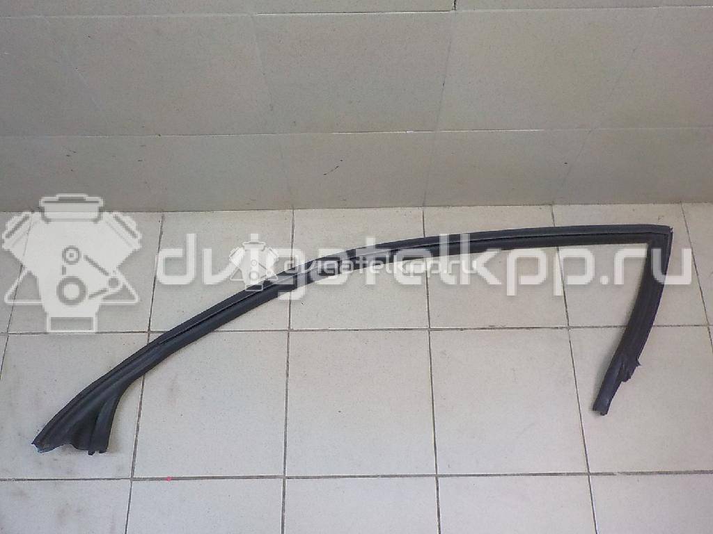 Фото Уплотнитель двери  1K8867337J для vw Scirocco {forloop.counter}}
