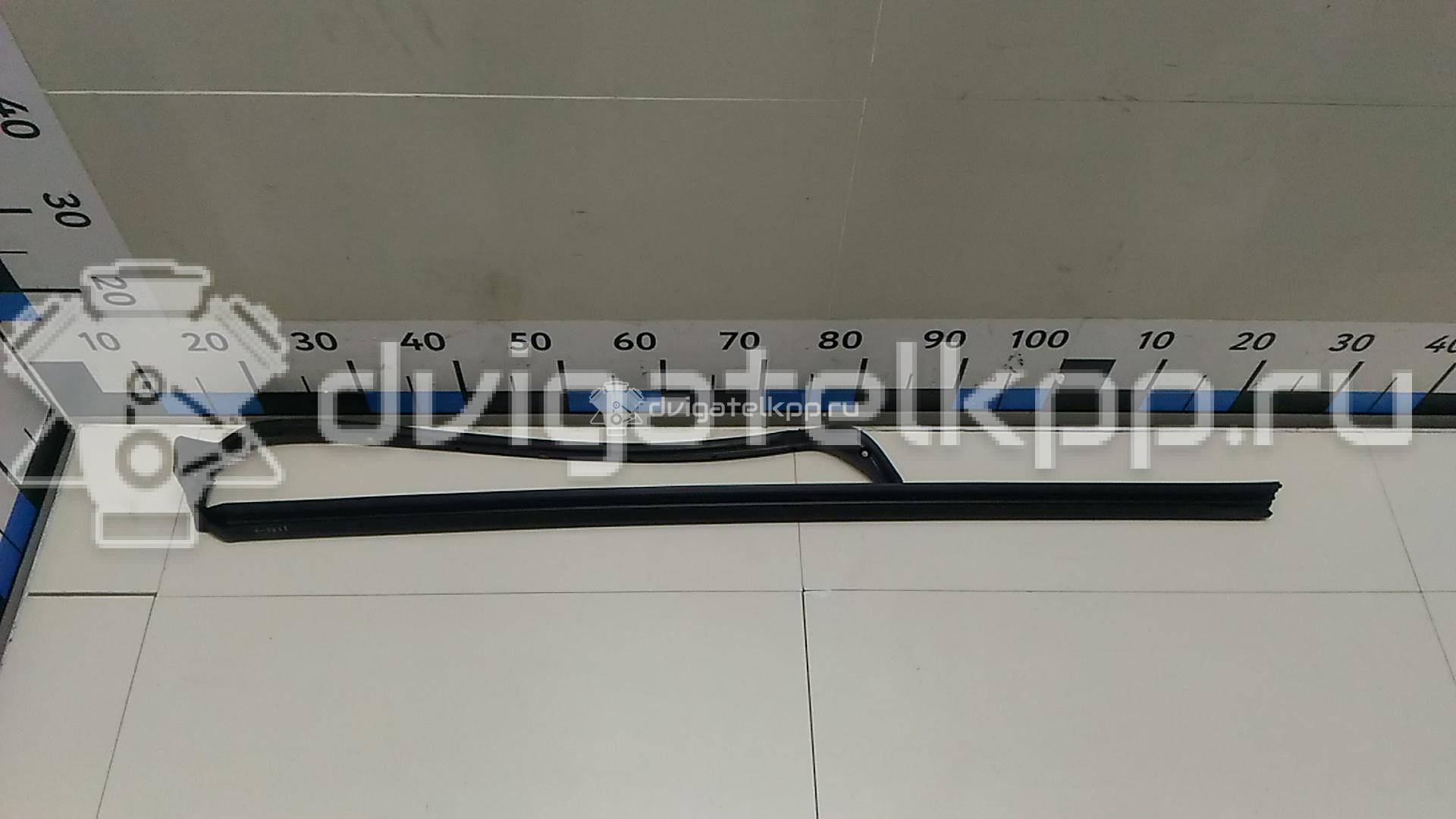 Фото Уплотнитель двери  1K8837480E5AP для vw Scirocco {forloop.counter}}