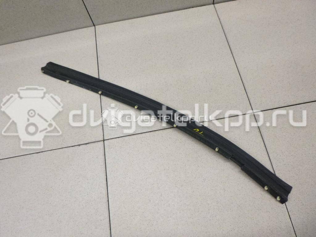Фото Уплотнитель двери  1K8837715B для vw Scirocco {forloop.counter}}