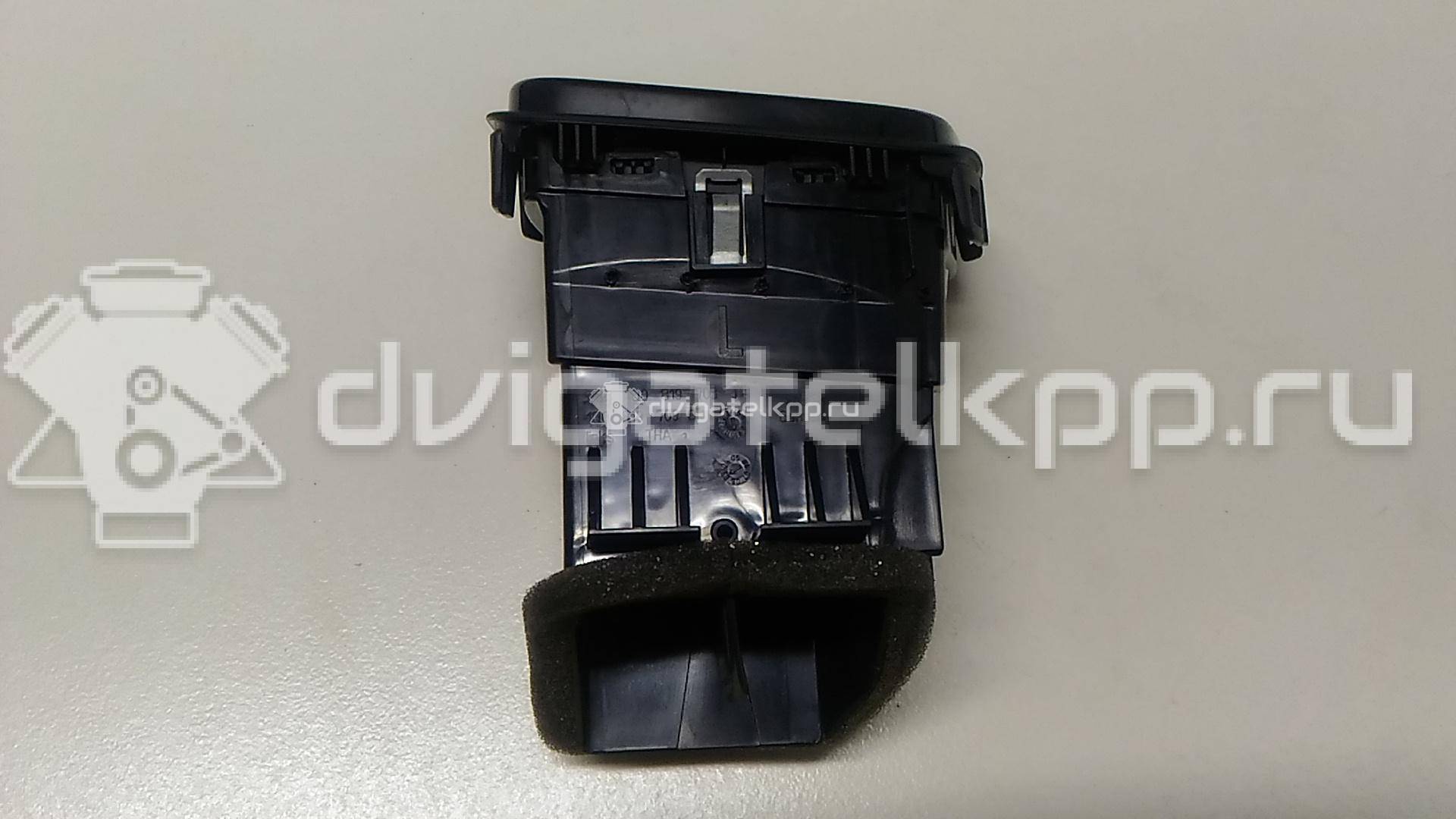 Фото Дефлектор воздушный  1Q0819728LYHX для vw Scirocco {forloop.counter}}