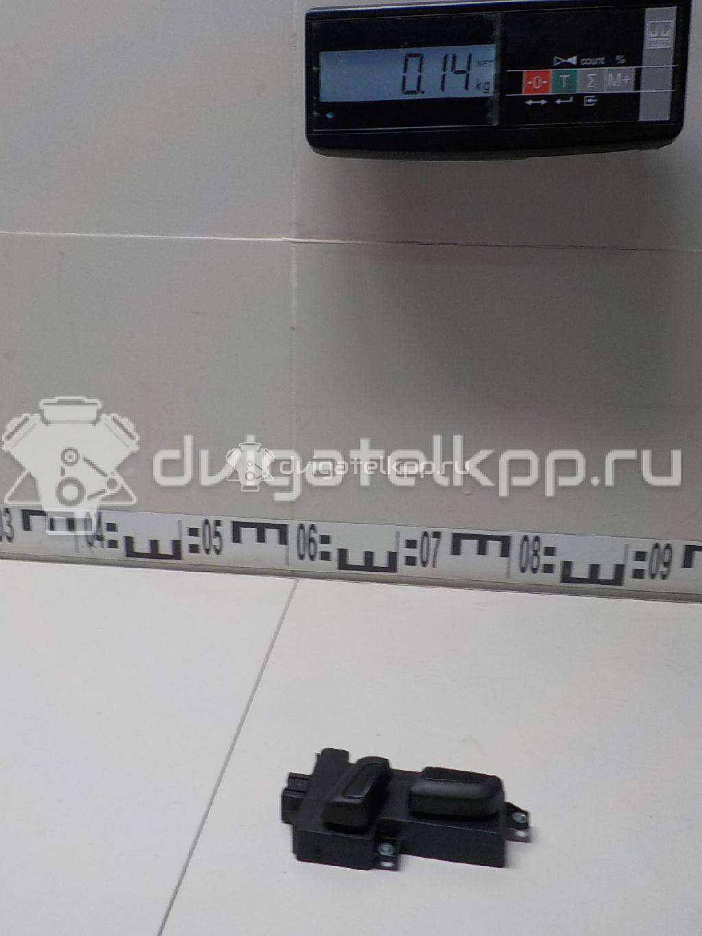 Фото Кнопка регулировки сиденья  7P6959747A для vw Touareg {forloop.counter}}