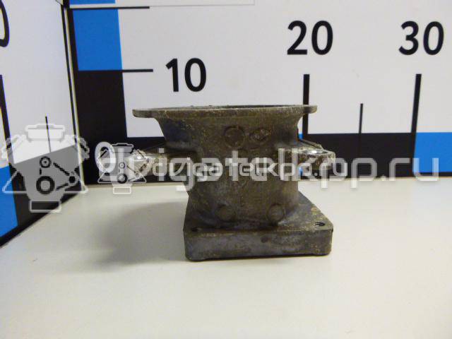 Фото Фланец для двигателя K7M 812 для Renault / Dacia 83-84 л.с 8V 1.6 л бензин 165785537R {forloop.counter}}