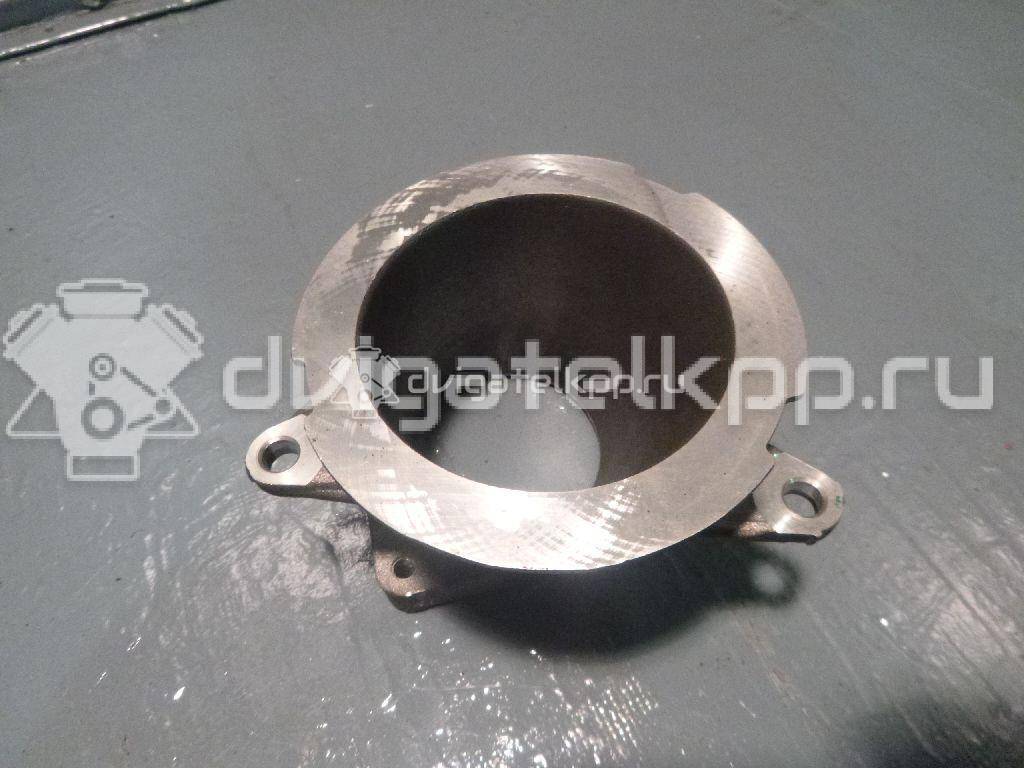 Фото Фланец для двигателя K7M 812 для Renault / Dacia 83-84 л.с 8V 1.6 л бензин 165785537R {forloop.counter}}