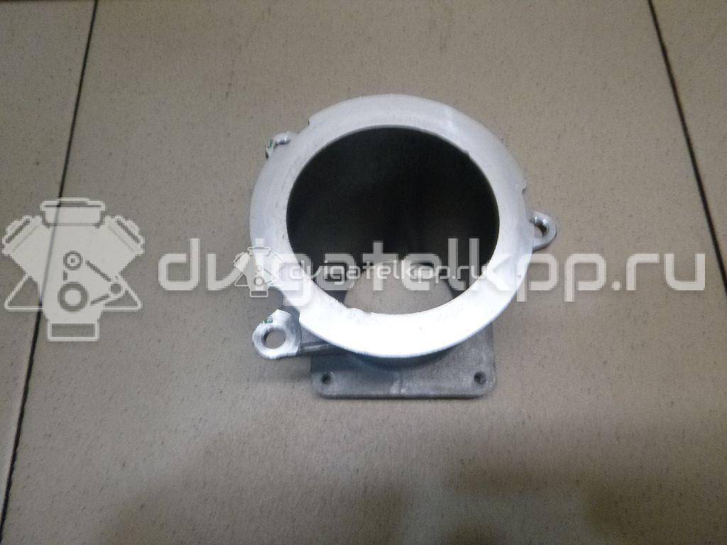 Фото Фланец для двигателя K7M 812 для Renault / Dacia 83-84 л.с 8V 1.6 л бензин 165785537R {forloop.counter}}