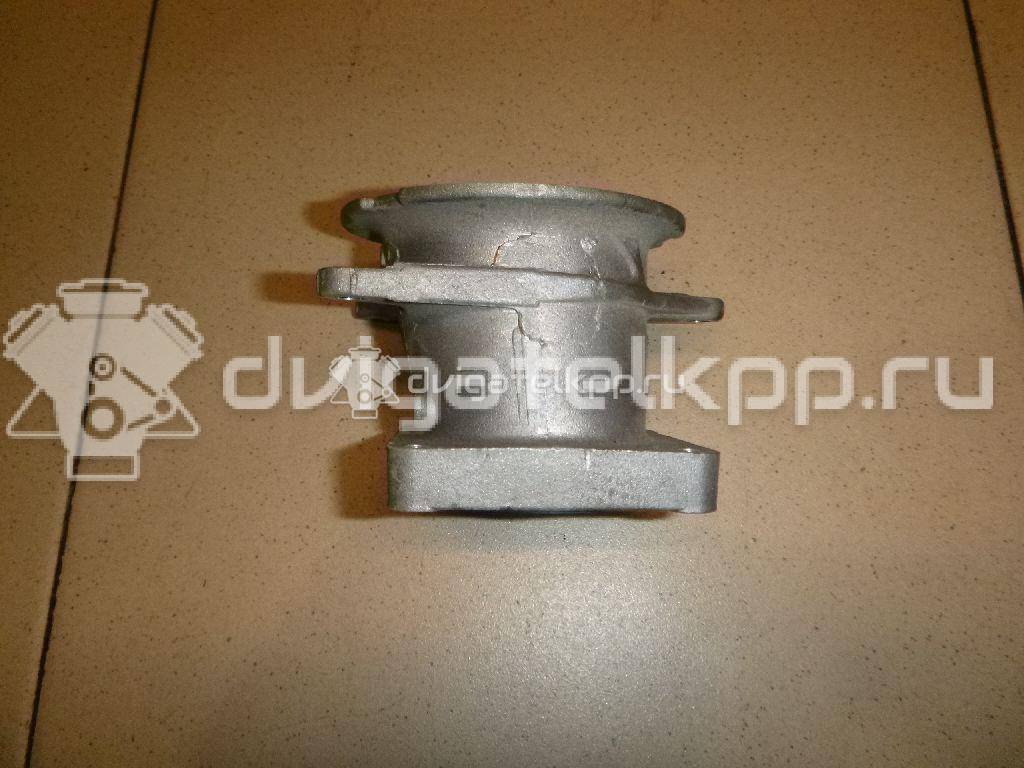 Фото Фланец для двигателя K7M 812 для Renault / Dacia 83-84 л.с 8V 1.6 л бензин 165785537R {forloop.counter}}