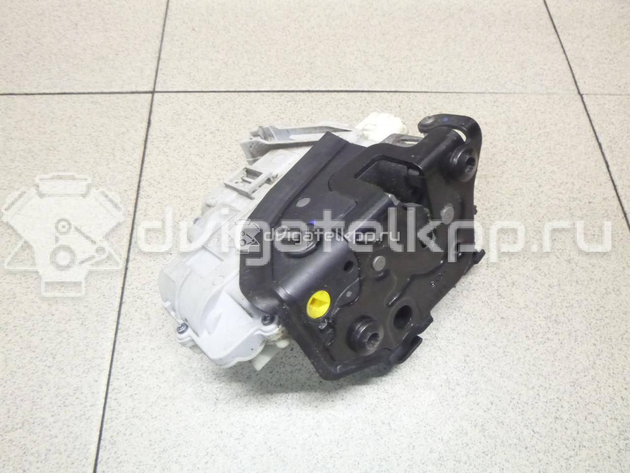 Фото Замок двери задней левой  8K0839015 для porsche Panamera {forloop.counter}}