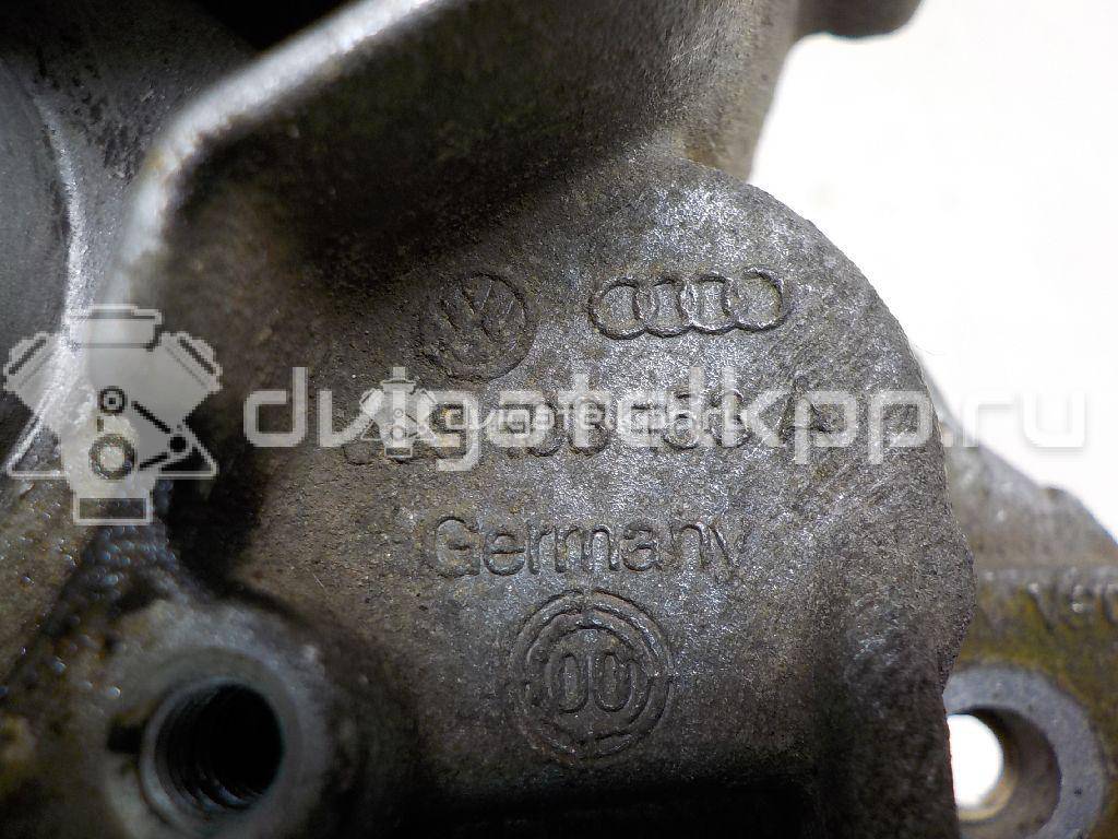 Фото Крышка двигателя передняя для двигателя AKL для Skoda / Volkswagen / Seat 101 л.с 8V 1.6 л Супер-бензин (95) неэтилированный 038103153A {forloop.counter}}