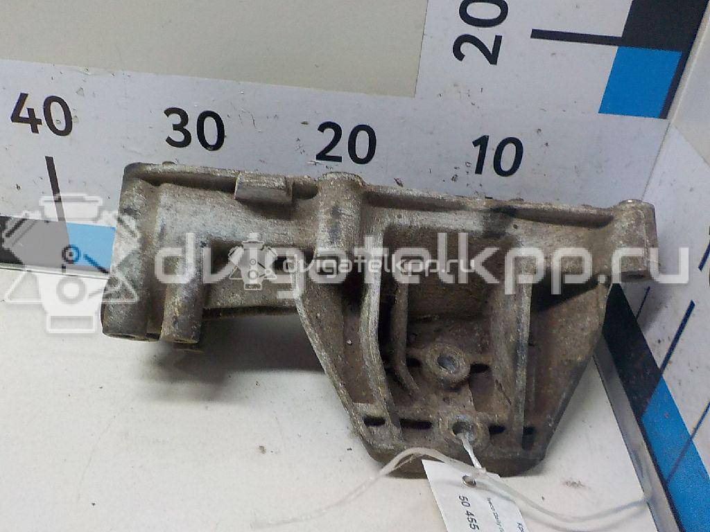 Фото Кронштейн двигателя правый  500394623 для iveco Daily {forloop.counter}}