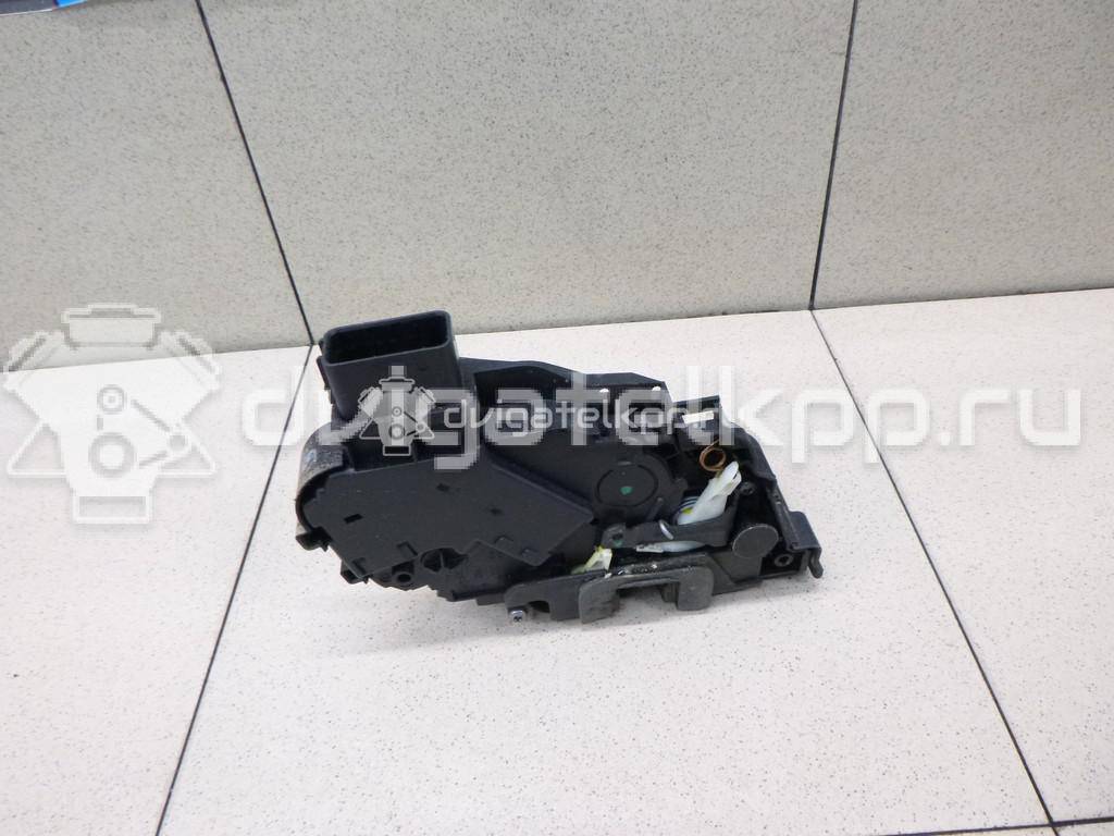 Фото Замок двери передней правой  LR011275 для jaguar XF {forloop.counter}}