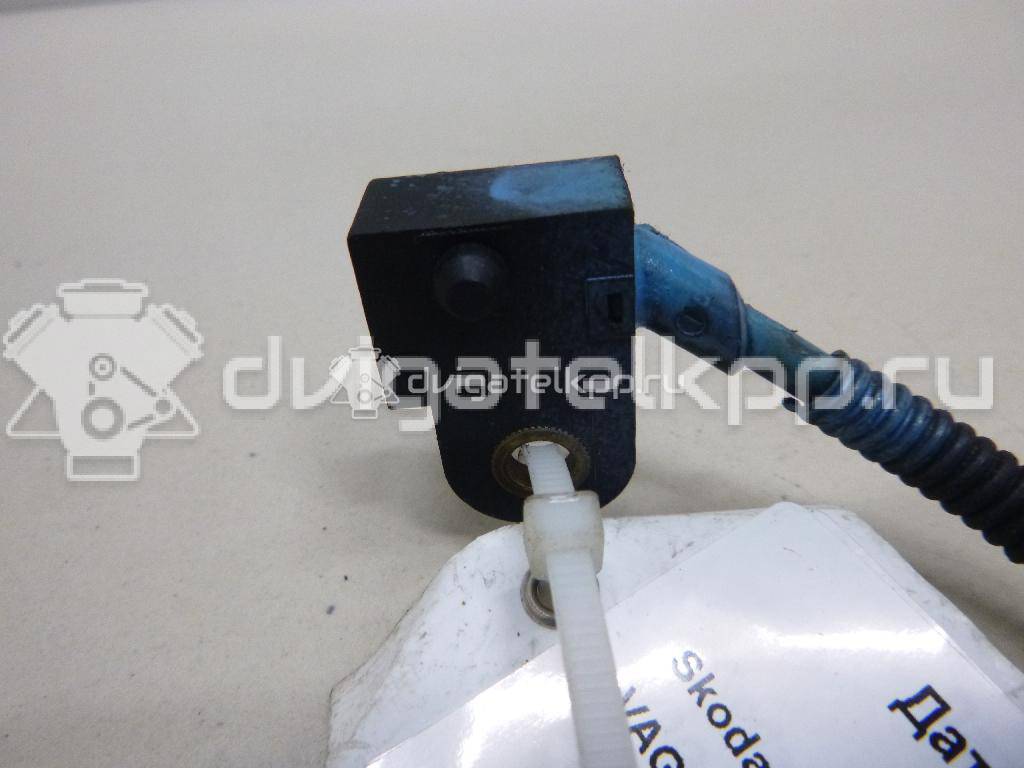 Фото Датчик положения распредвала  03G957147C для jeep Compass (MK49) {forloop.counter}}