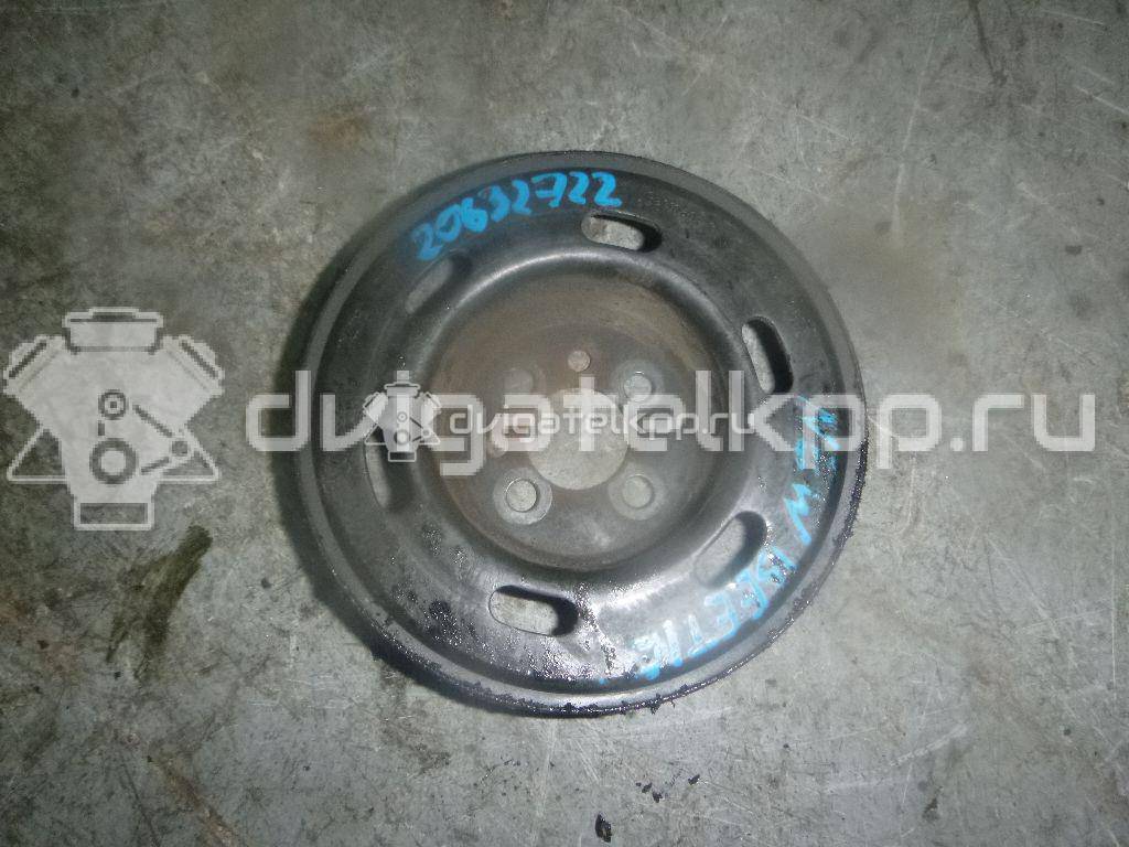 Фото Шкив коленвала для двигателя AKL для Volkswagen / Seat 101 л.с 8V 1.6 л бензин 06A105255F {forloop.counter}}
