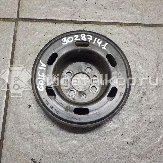 Фото Шкив коленвала для двигателя AKL для Volkswagen / Seat 101 л.с 8V 1.6 л бензин 06A105255F