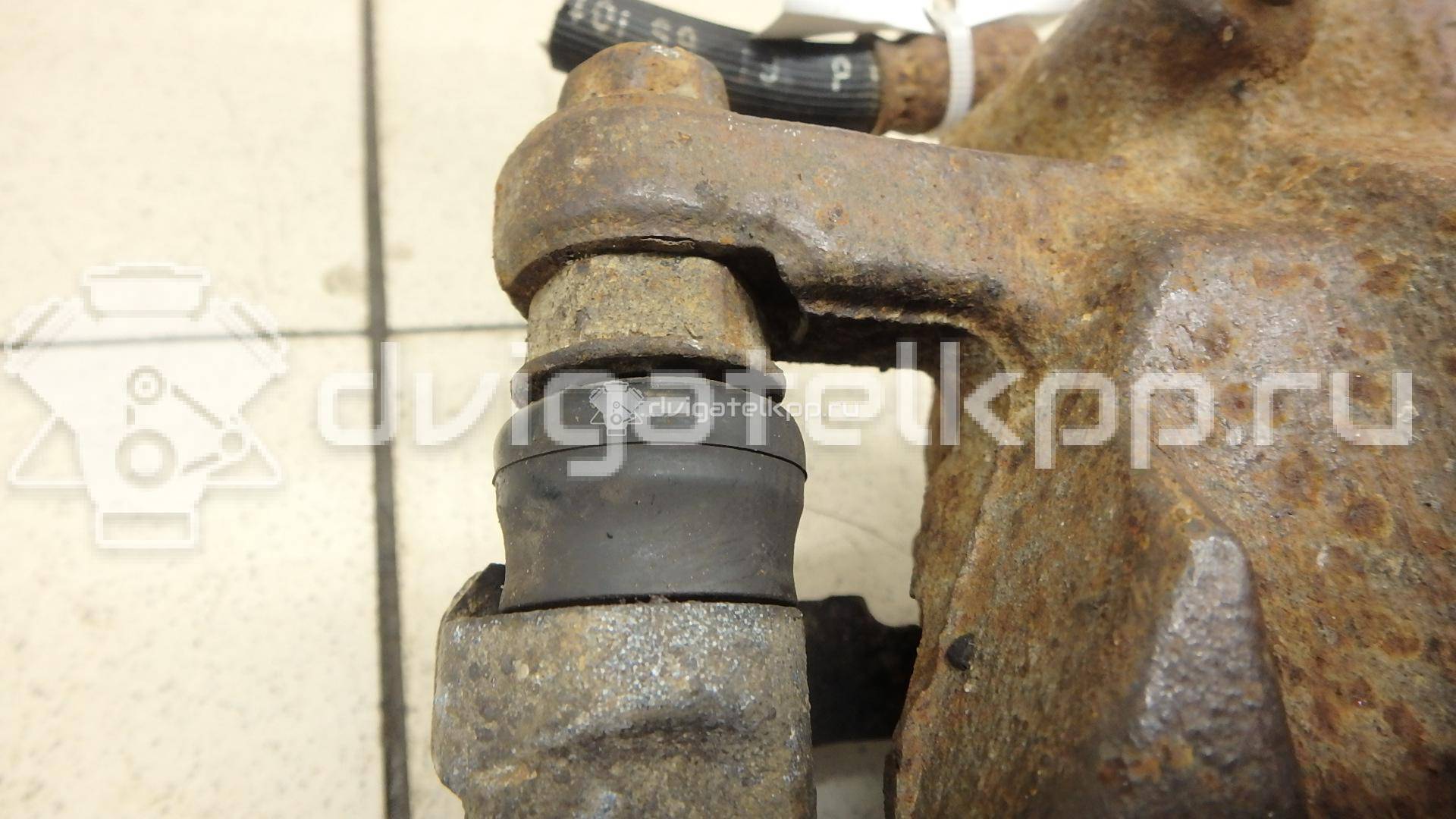 Фото Суппорт тормозной передний левый  5510265J03999 для Suzuki Grand Vitara {forloop.counter}}