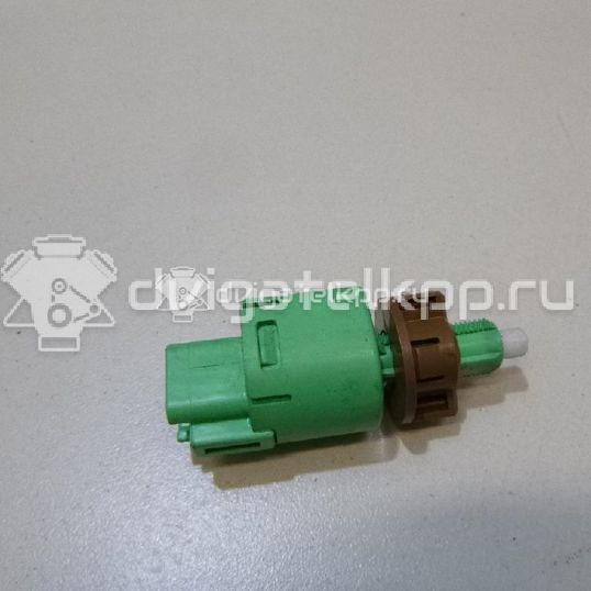 Фото Датчик включения стопсигнала  8434069075 для Toyota Land Cruiser / Avensis / Prius / Verso / Rav 4