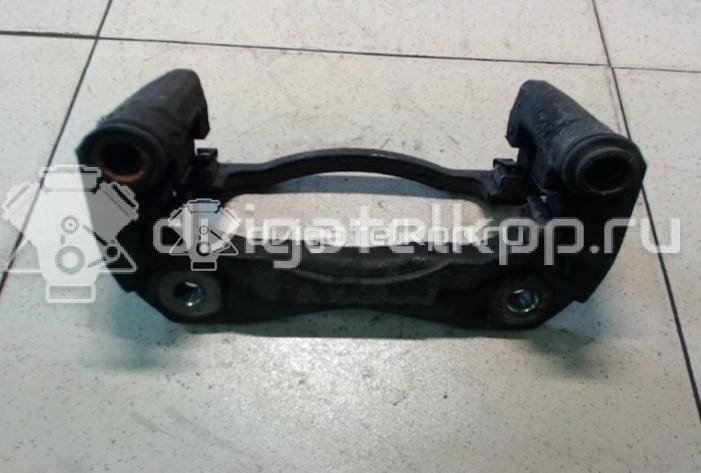 Фото Скоба суппорта переднего правого  4772142091 для Toyota Iq J1 / Prius / Verso / Rav 4 / Yaris {forloop.counter}}