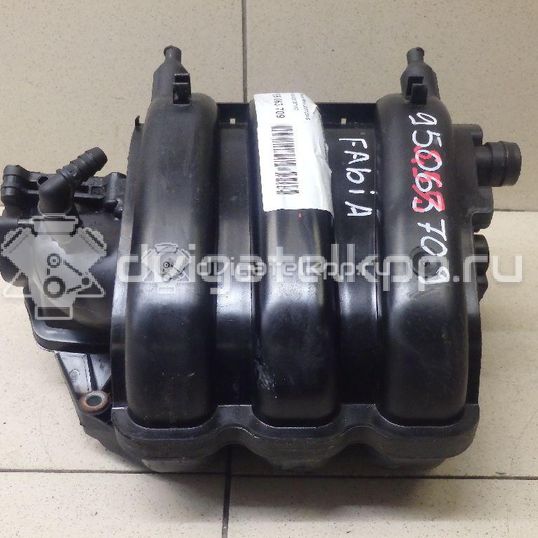 Фото Коллектор впускной для двигателя BZG для Seat Ibiza 70 л.с 12V 1.2 л бензин 03E129711D