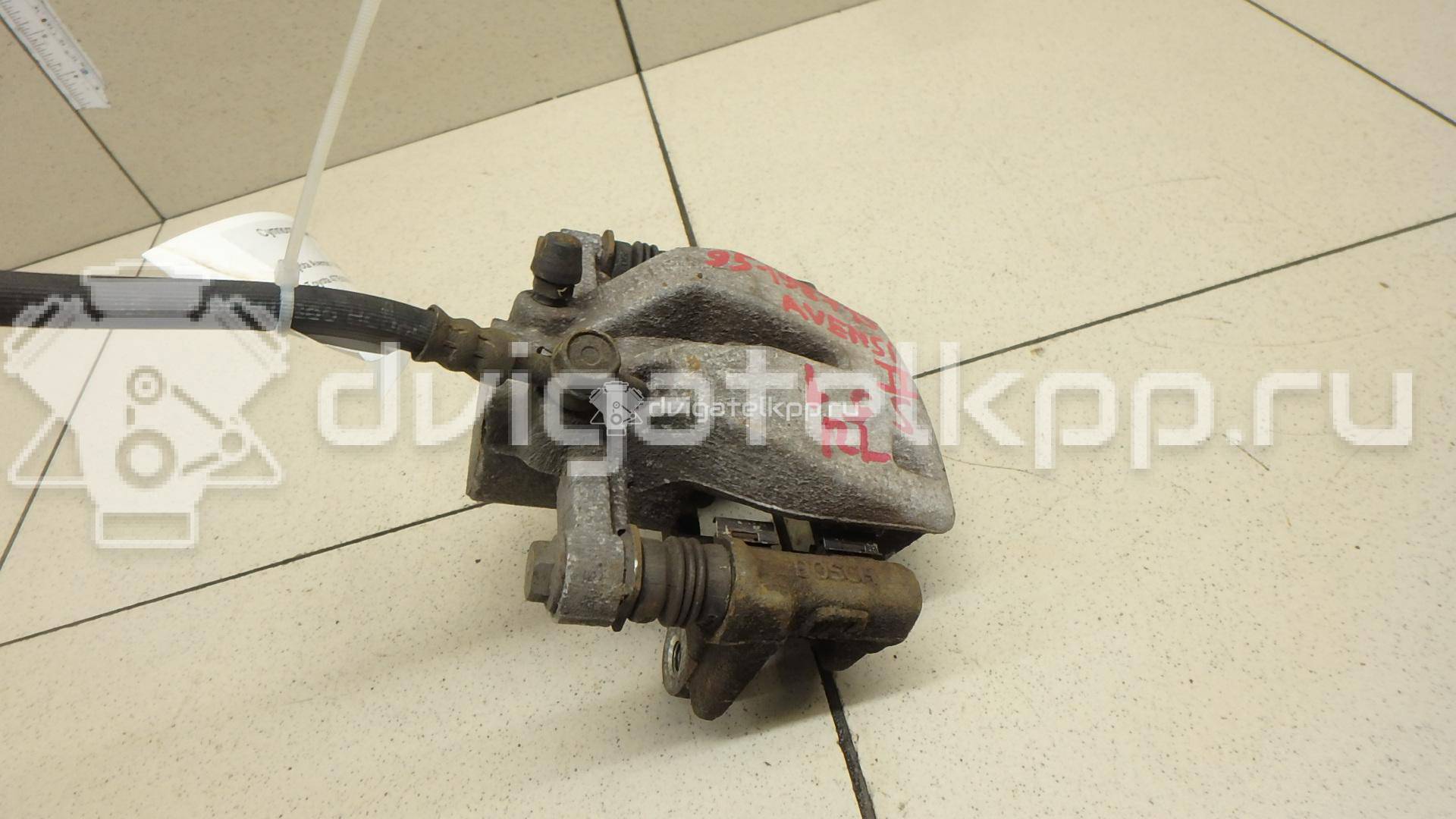 Фото Суппорт тормозной задний левый  4775005071 для Toyota Corolla / Avensis {forloop.counter}}