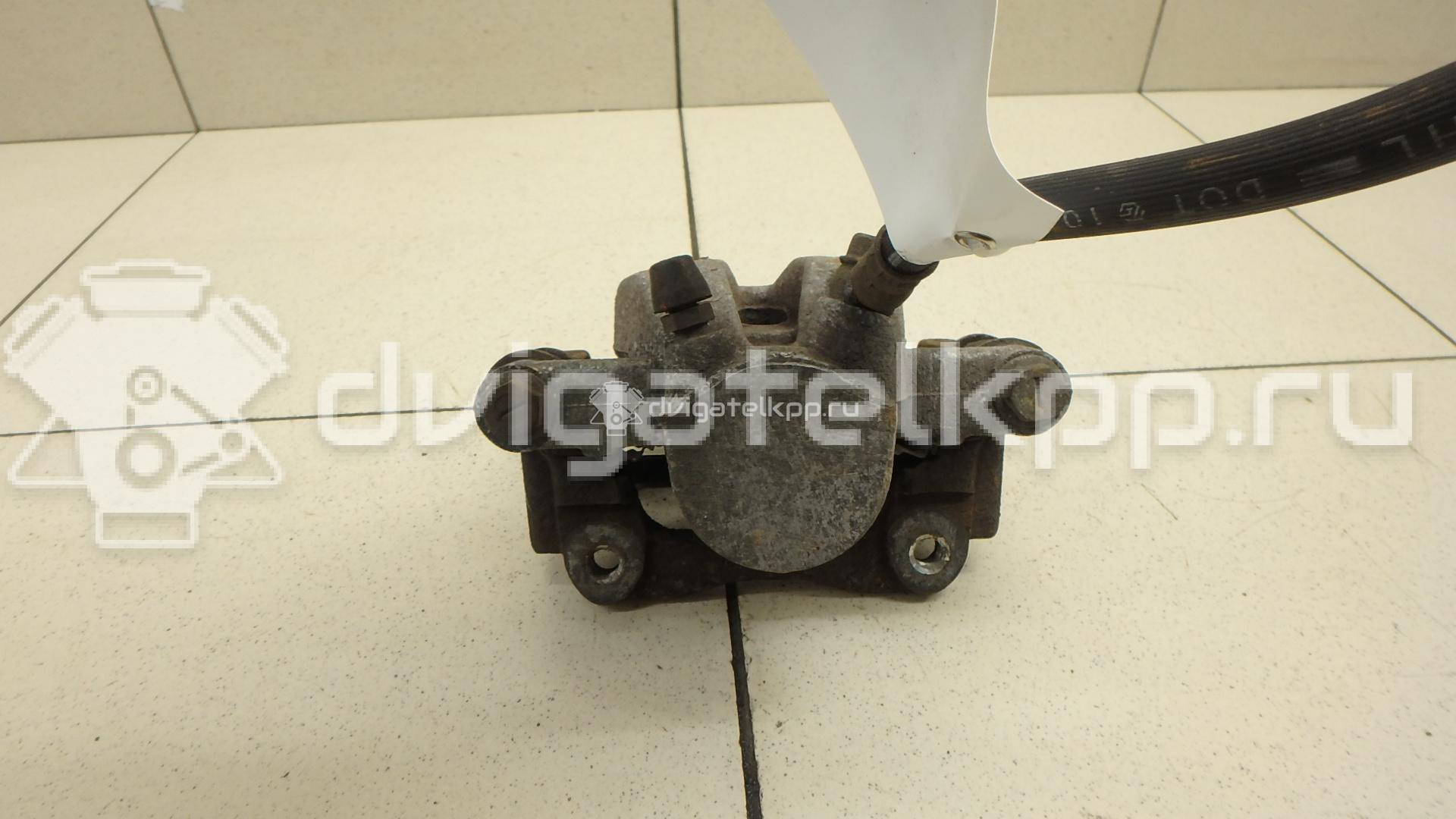 Фото Суппорт тормозной задний левый  4775005071 для Toyota Corolla / Avensis {forloop.counter}}