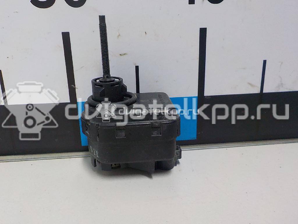 Фото Моторчик корректора фары  8566122020 для Toyota Rav 4 / Prius / Avensis / Celica {forloop.counter}}