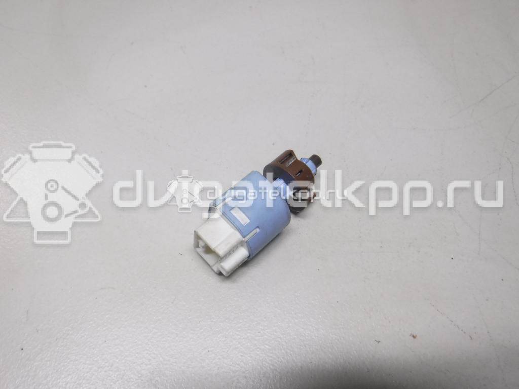 Фото Датчик включения стопсигнала  8434009040 для Toyota Dyna / Iq J1 / Land Cruiser / Hiace / Avensis {forloop.counter}}