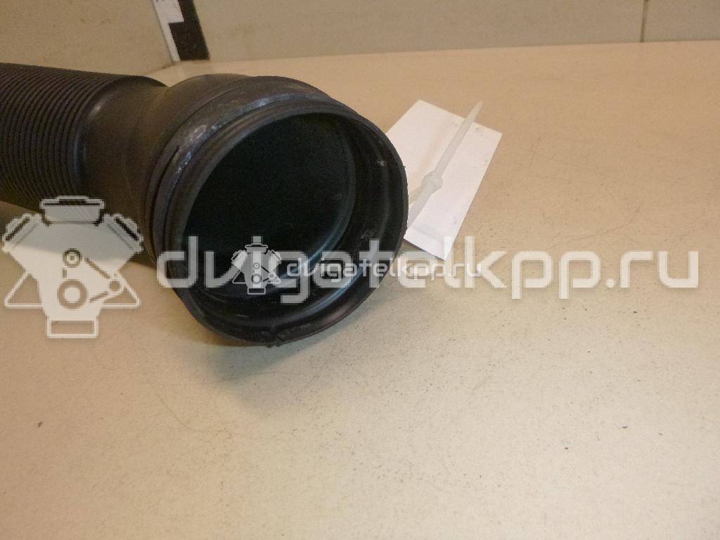 Фото Патрубок воздушного фильтра для двигателя CFNA для Skoda / Volkswagen 105 л.с 16V 1.6 л бензин 6R0129618B {forloop.counter}}