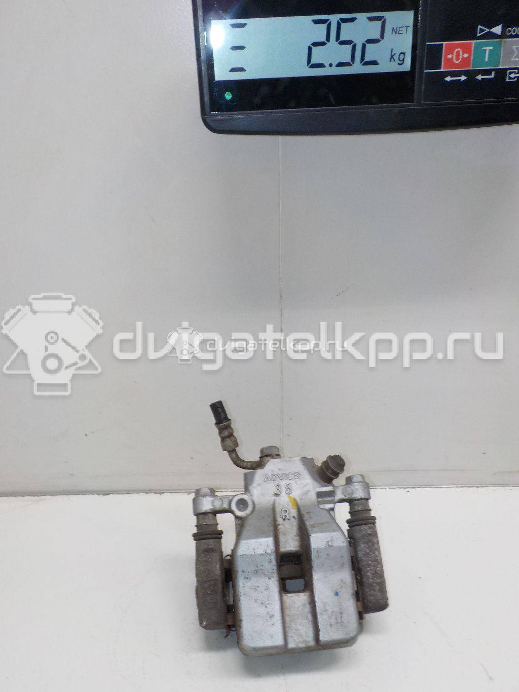 Фото Суппорт тормозной задний правый  4783042080 для Toyota Rav 4 {forloop.counter}}