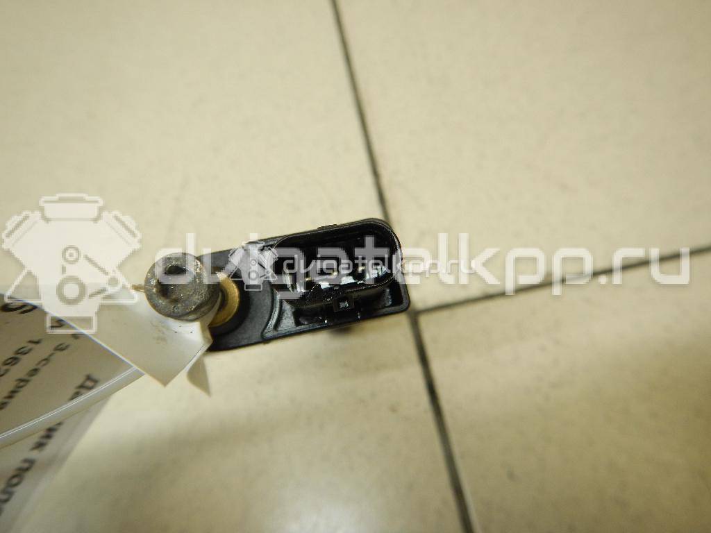 Фото Датчик положения коленвала  13627805188 для toyota RAV 4 {forloop.counter}}