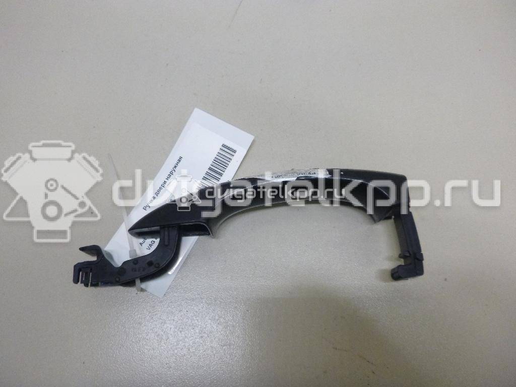 Фото Ручка двери наружная  8t0837205agru для Audi Q5 / A5 / A4 / Q3 8U {forloop.counter}}