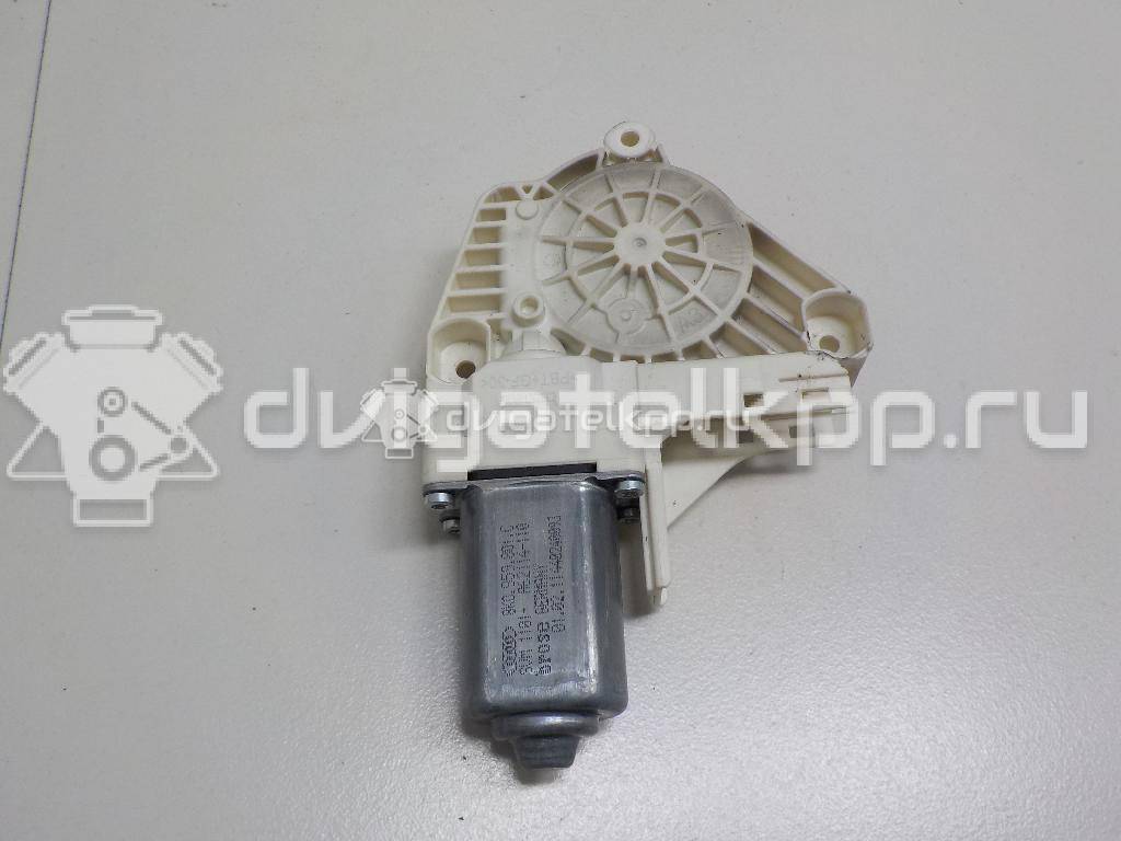 Фото Моторчик стеклоподъемника  8k0959801c для Audi A1 {forloop.counter}}