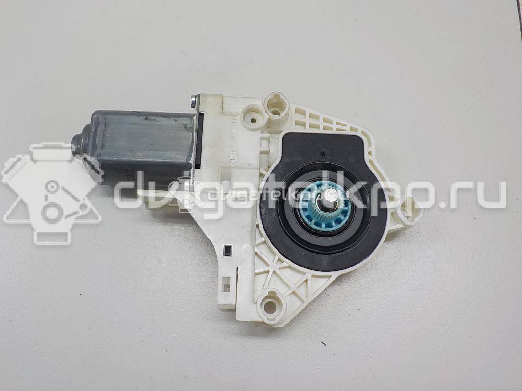 Фото Моторчик стеклоподъемника  8k0959802c для Audi A1 {forloop.counter}}
