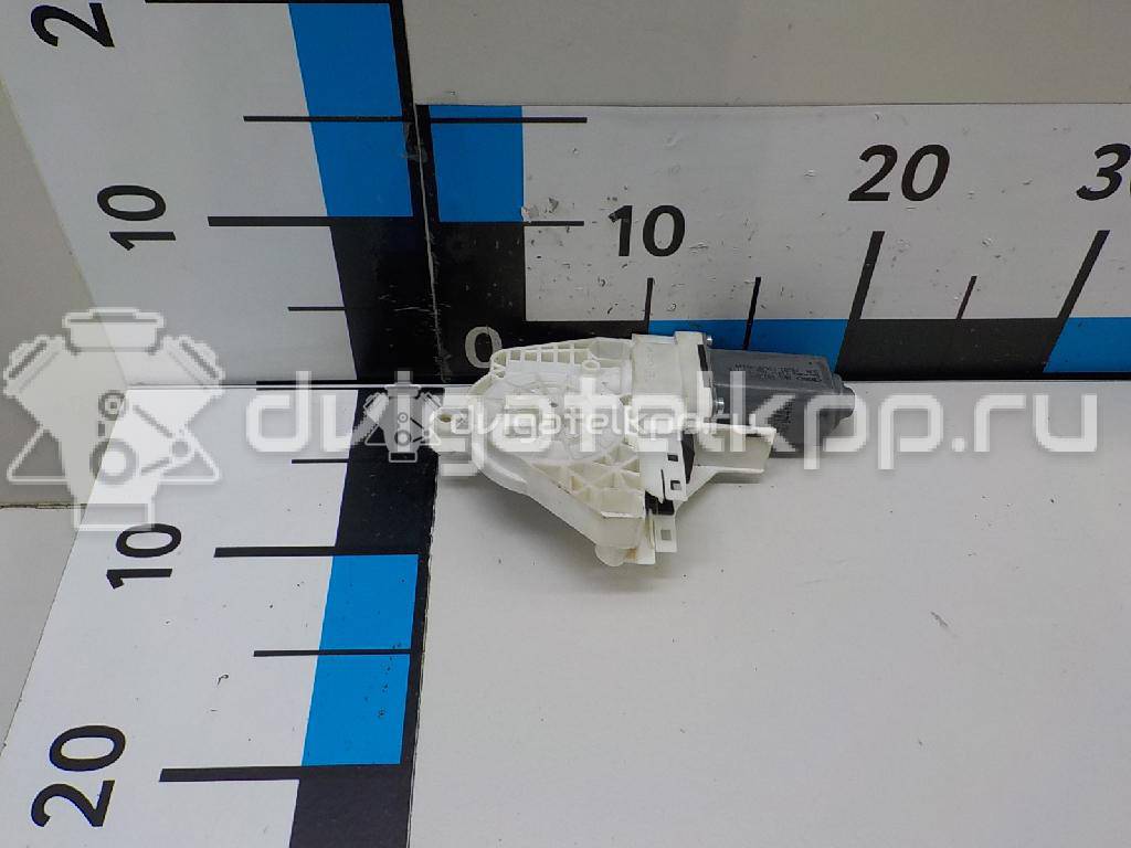 Фото Моторчик стеклоподъемника  8k0959802c для Audi A1 {forloop.counter}}