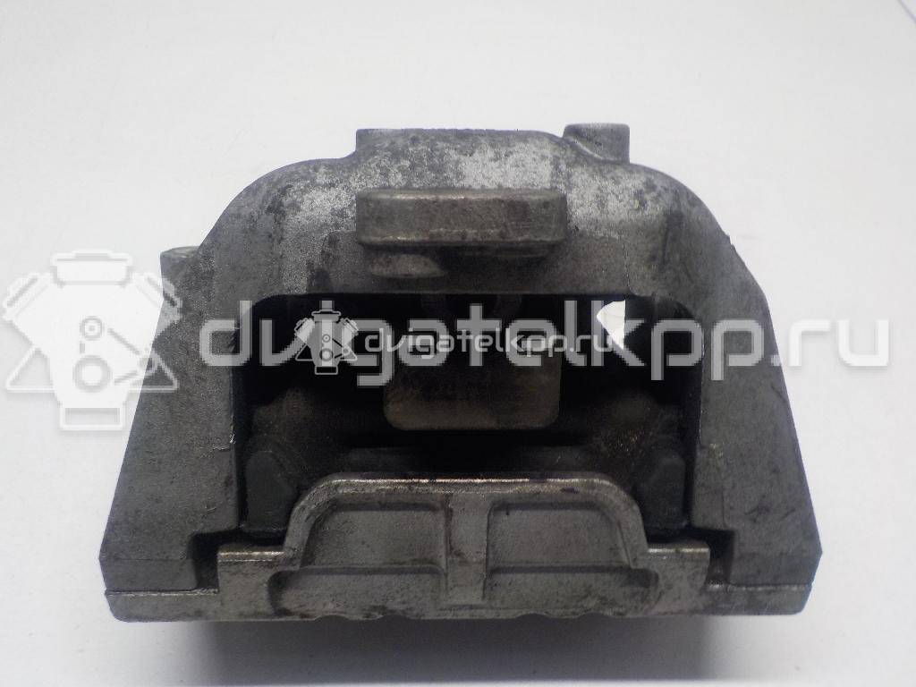 Фото Опора двигателя правая  1J0199262BF для Audi A4 / A6 / A3 / 80 / Cabriolet 8G7, B4 {forloop.counter}}