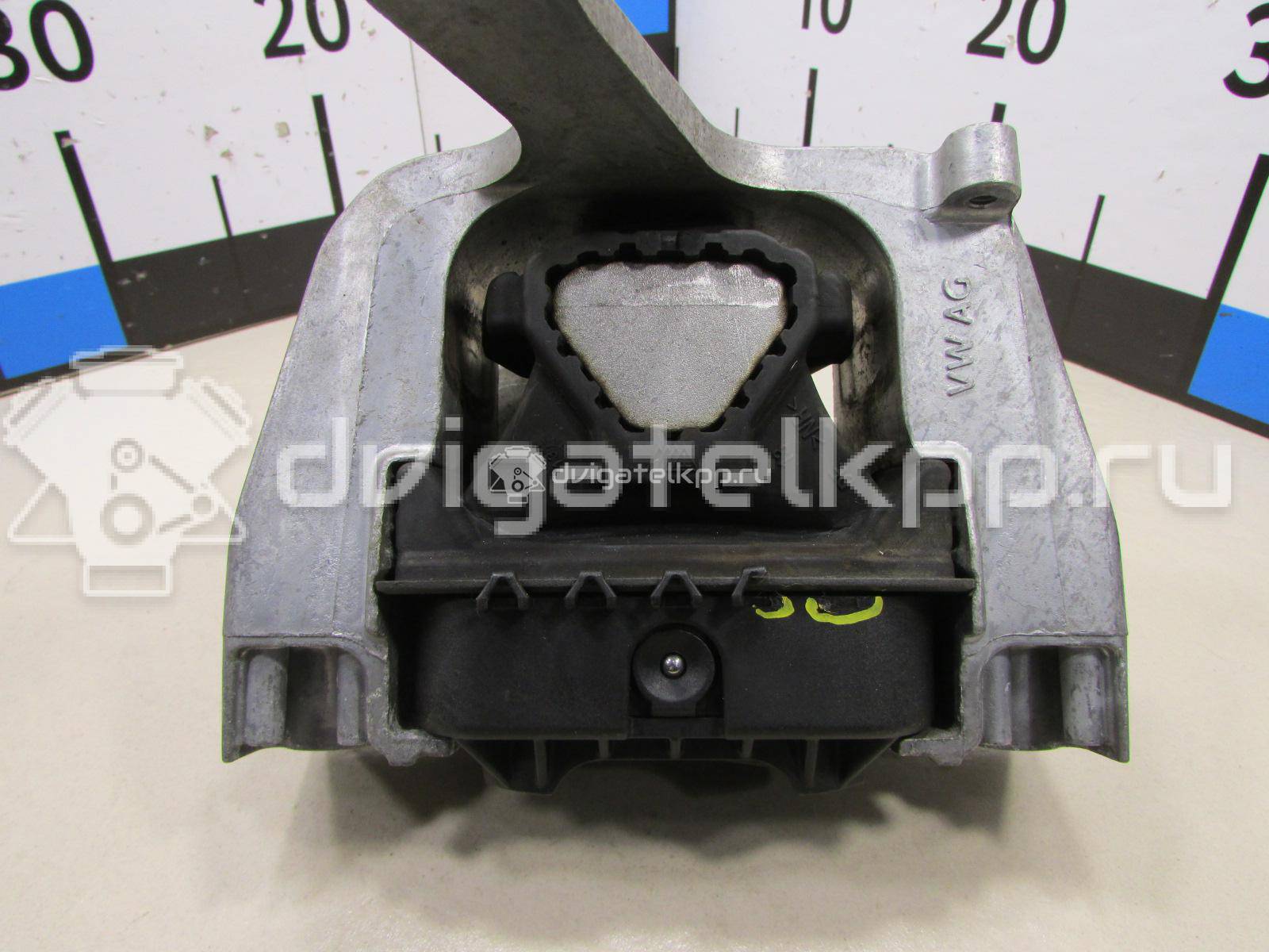 Фото Опора двигателя правая  5Q0199262BE для Audi A3 {forloop.counter}}